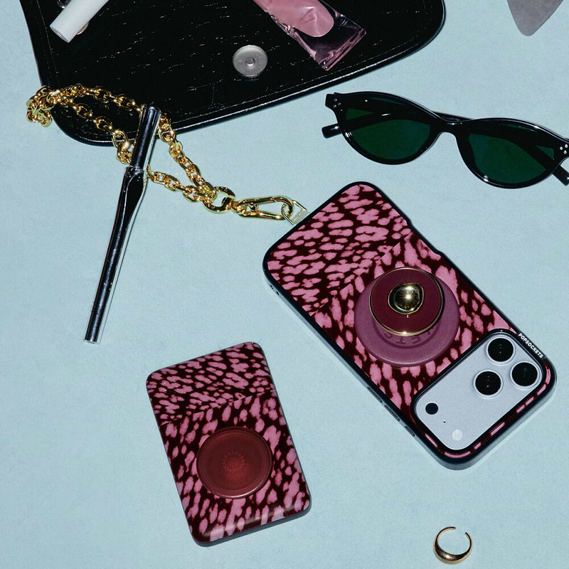 Berry Bark &mdash; iPhone 18 Pro Max MagSafe Case image number 2
